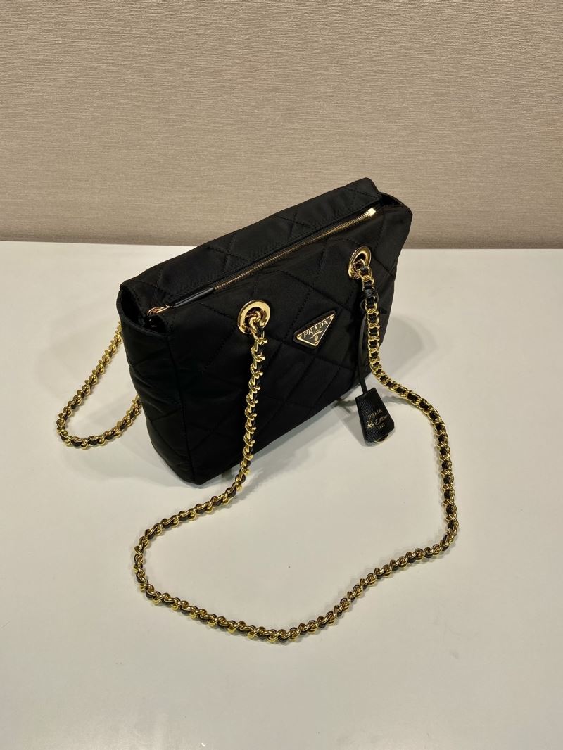 Pra*a tote bags